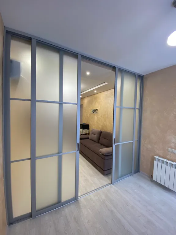 Двухкомнатная квартира с изолированными комнатами 15 минут до моря