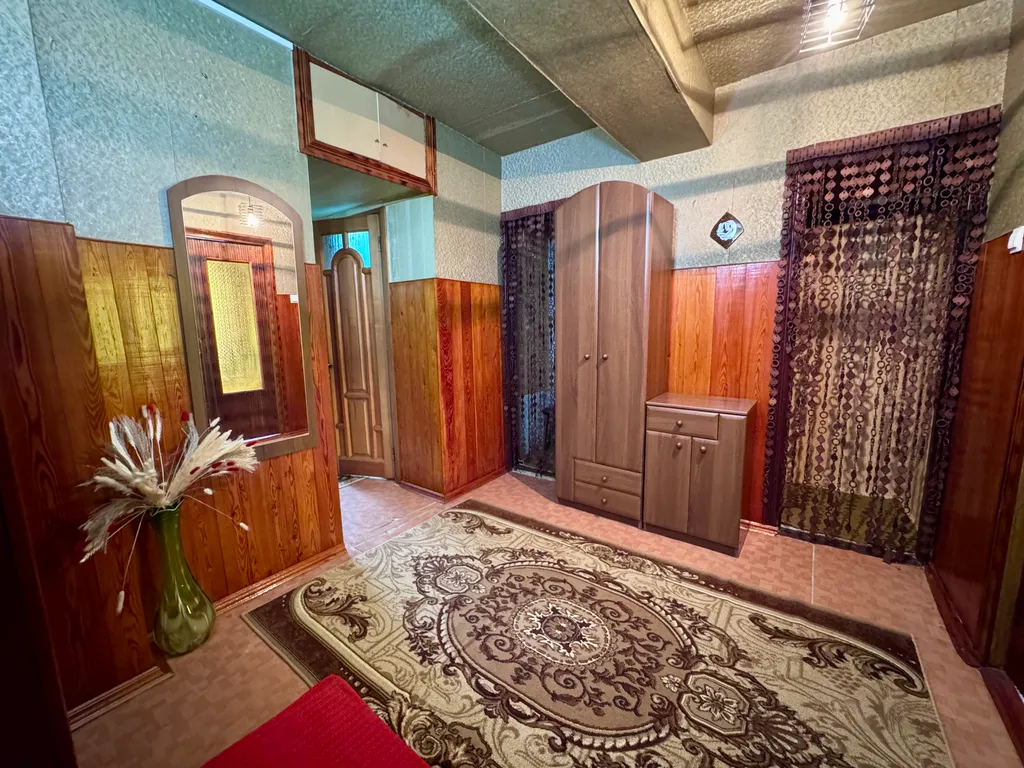 Уютная двухкомнатная квартира с видом на горы