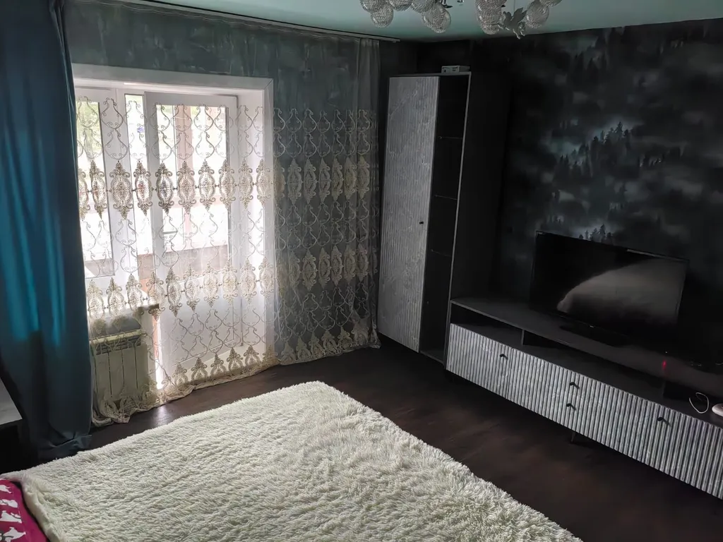 К вашим услугам уютная двухкомнатная квартира