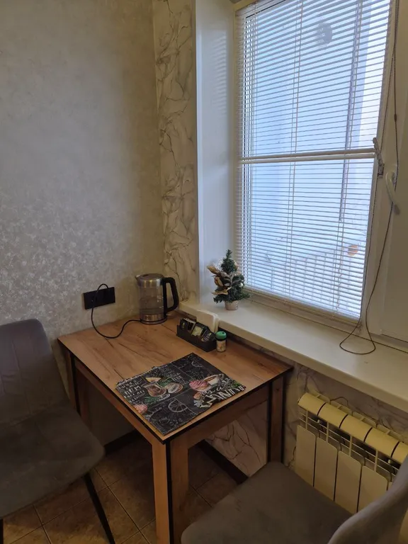 Светлая, уютная квартира возле Детской Окружной Больницы