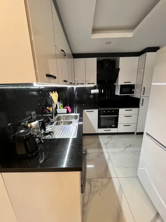 Квартира 1+1 в Анталии в красивом месте возле Ramada Plaza