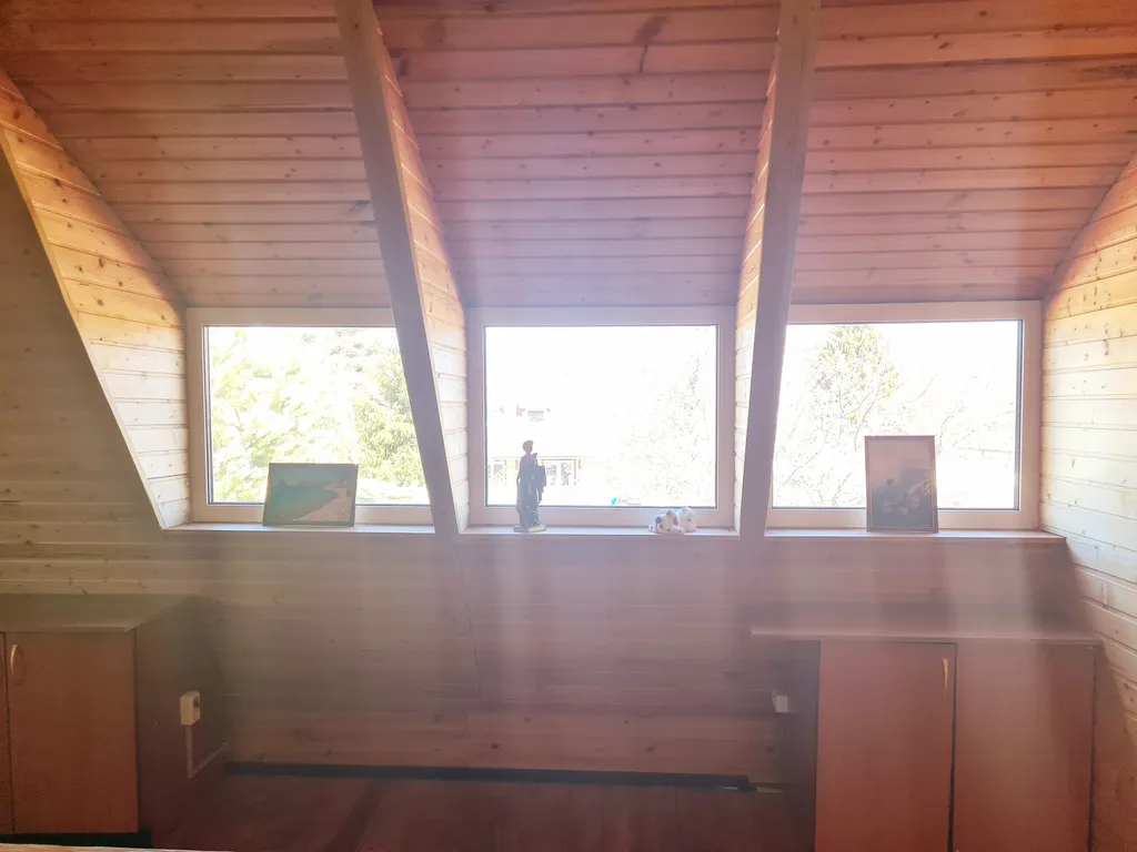 Коттедж с бильярдом и панорамной закрытой террасой