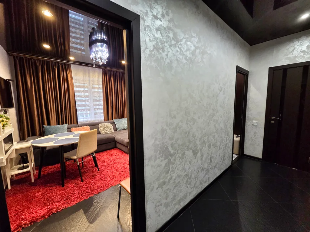 4-комнатная Квартира