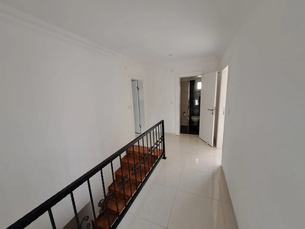 Частная вилла с собственным бассейном