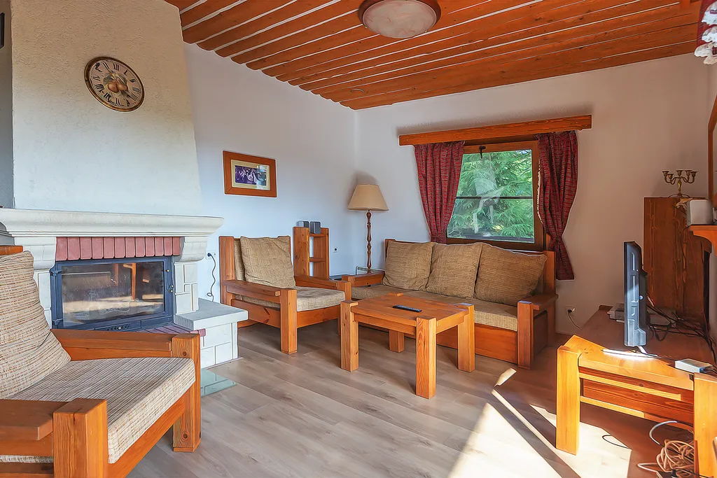 Коттедж Гостевой дом и баня на озере — Верховье