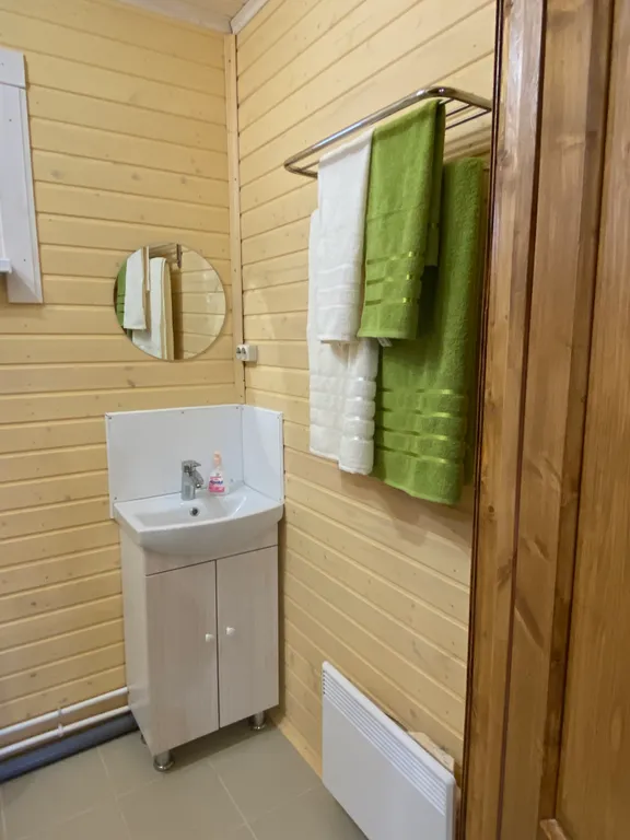 Дом на берегу Озернинского водохранилища