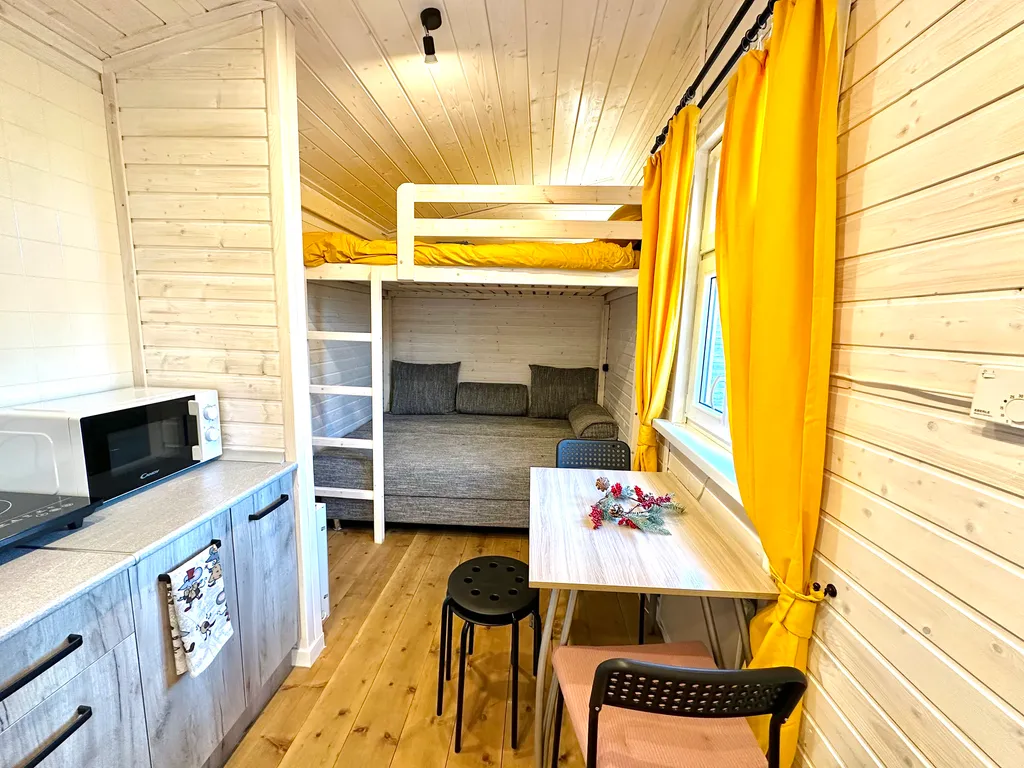 Уютный дом у залива