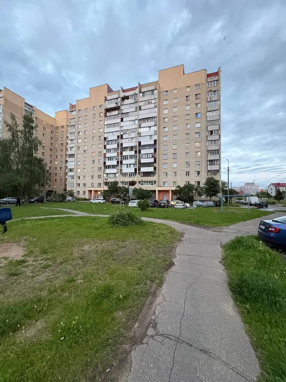 Просторная 3-комнатная на сутки: 2 спальни, ремонт, вид на город