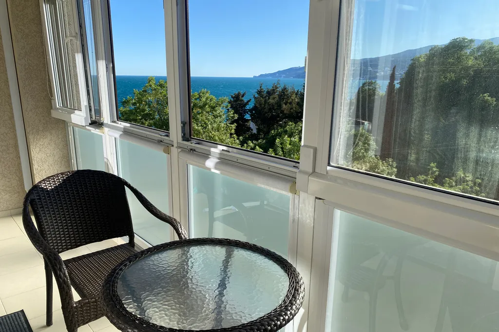 Апартаменты с балконом и видом на море