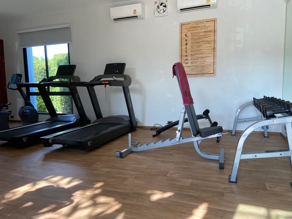 Title V Poolside, Rawai beach