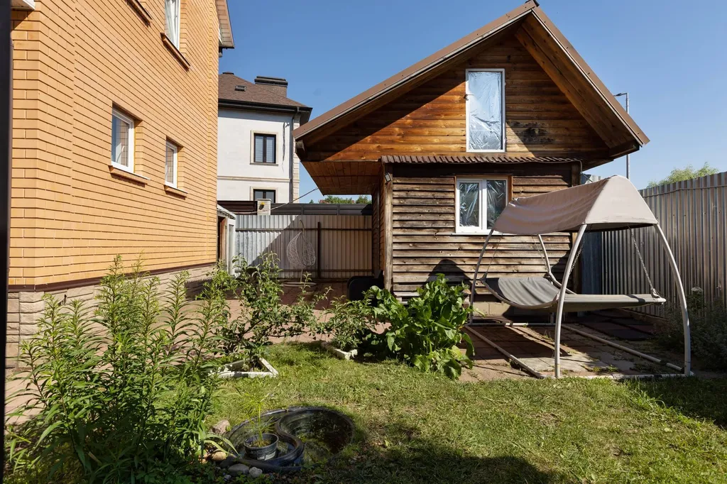 Коттедж с баней на дровах рядом с европарком