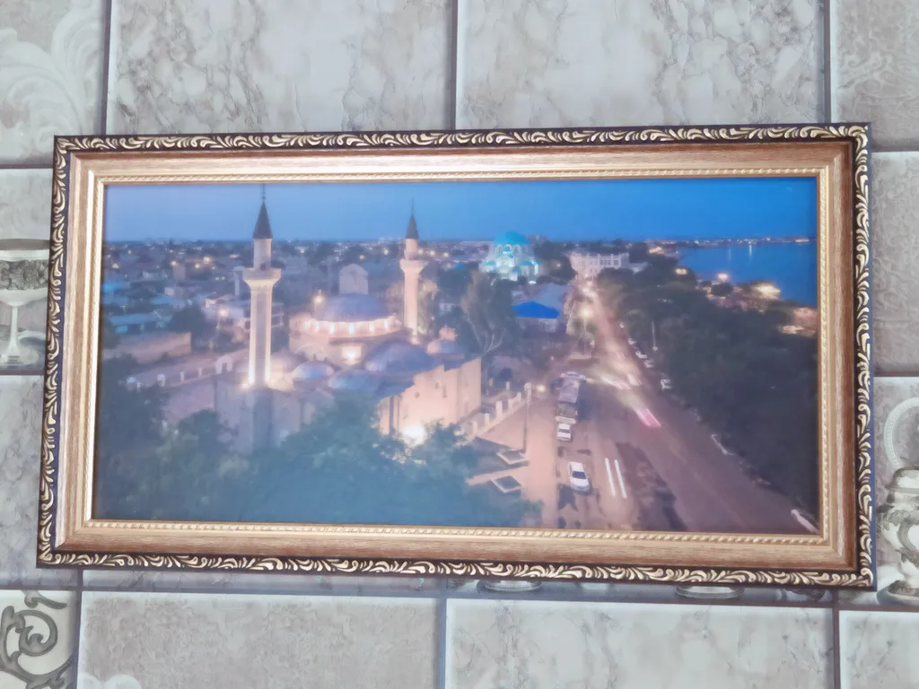 Двухэтажный трёхкомнатный дом Крым с кухней и двором под ключ