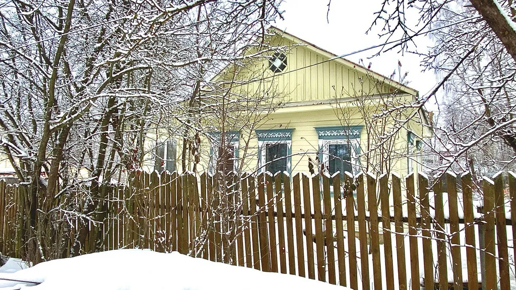 Уютный деревенский дом в сердце города