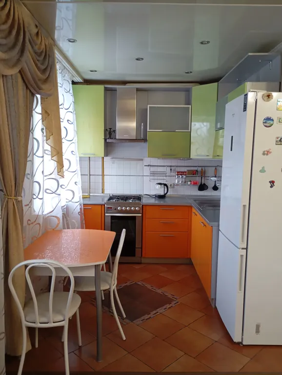 Уютная квартира — аренда посуточно в Омск