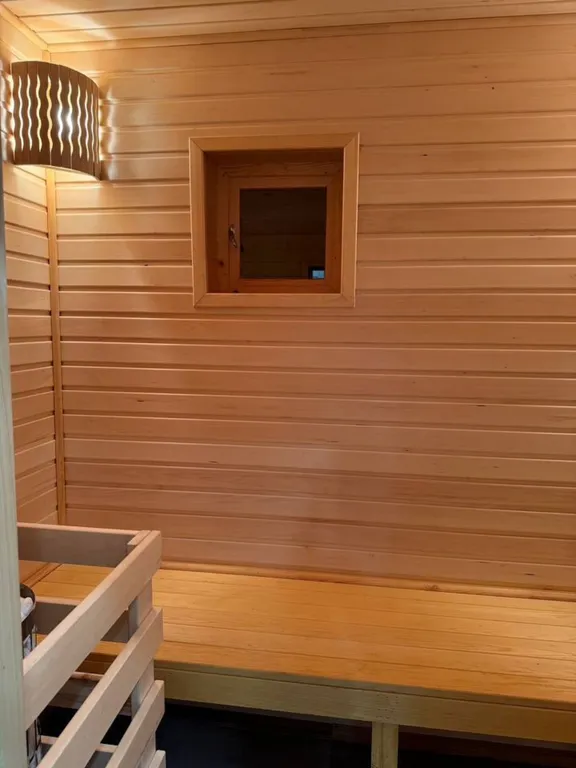 Новый дом в лесу с сауной и сибирским чаном