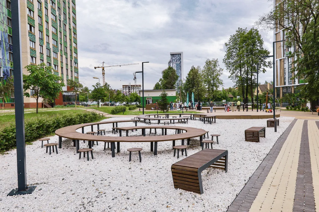 Очаровательная евродвушка с панорамным балконом