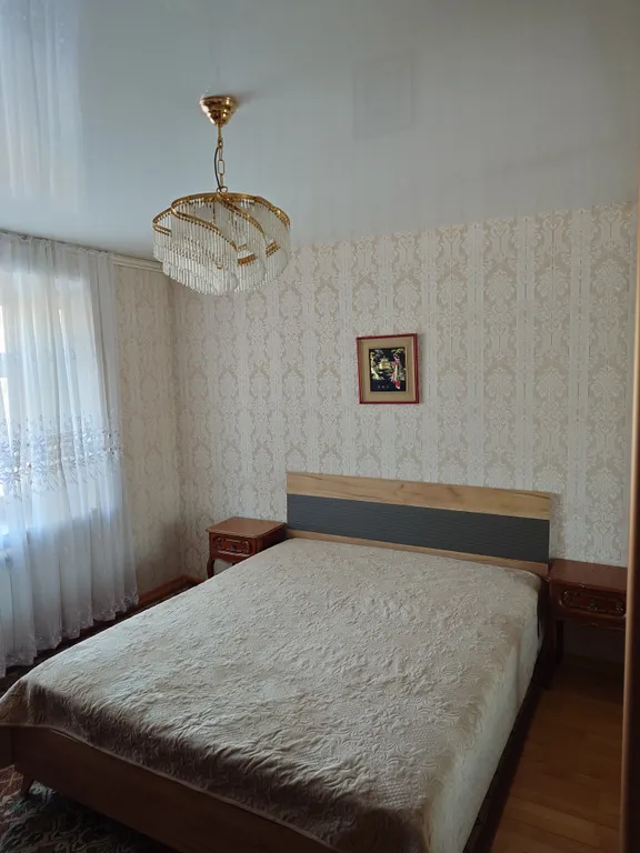 Просторная 4-х комнатная квартира в центре города