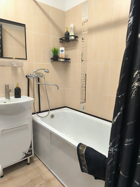 Новая квартира с хорошим ремонтом