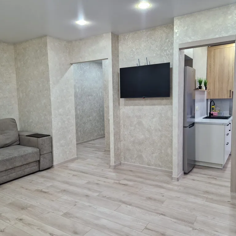 Новая квартира в сквере около стадиона