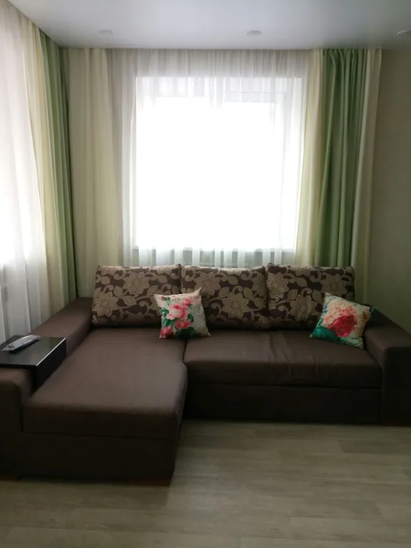 Апартаменты 40 м  с уютным балконом.