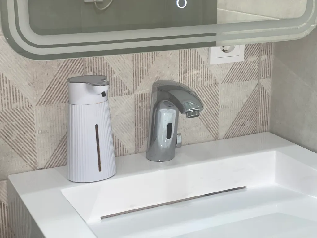 Жемчужина у реки Новый дом Дизайн Балкон и Большой ТВ