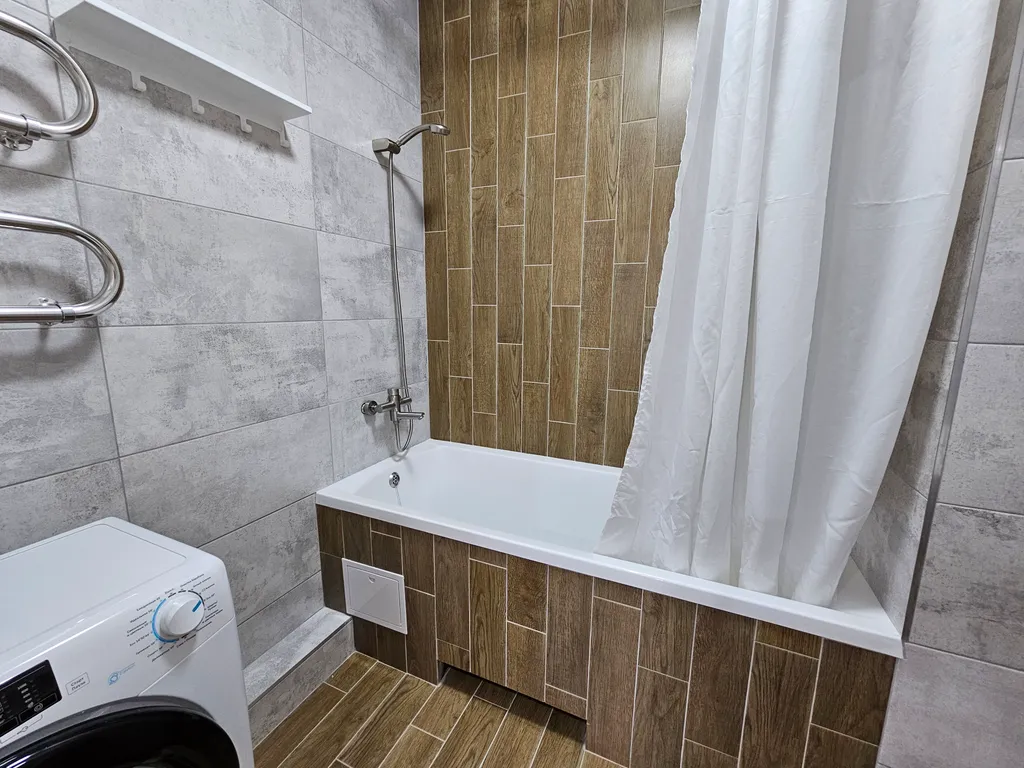 Квартира Просторная 3 км квартира Бирюза на озере в центре города — Горячий Ключ