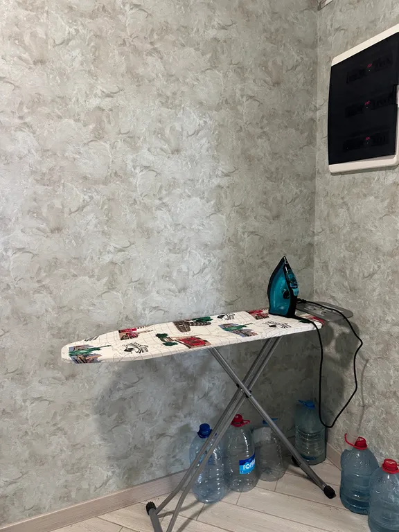 Красивая стильная 8 квартира