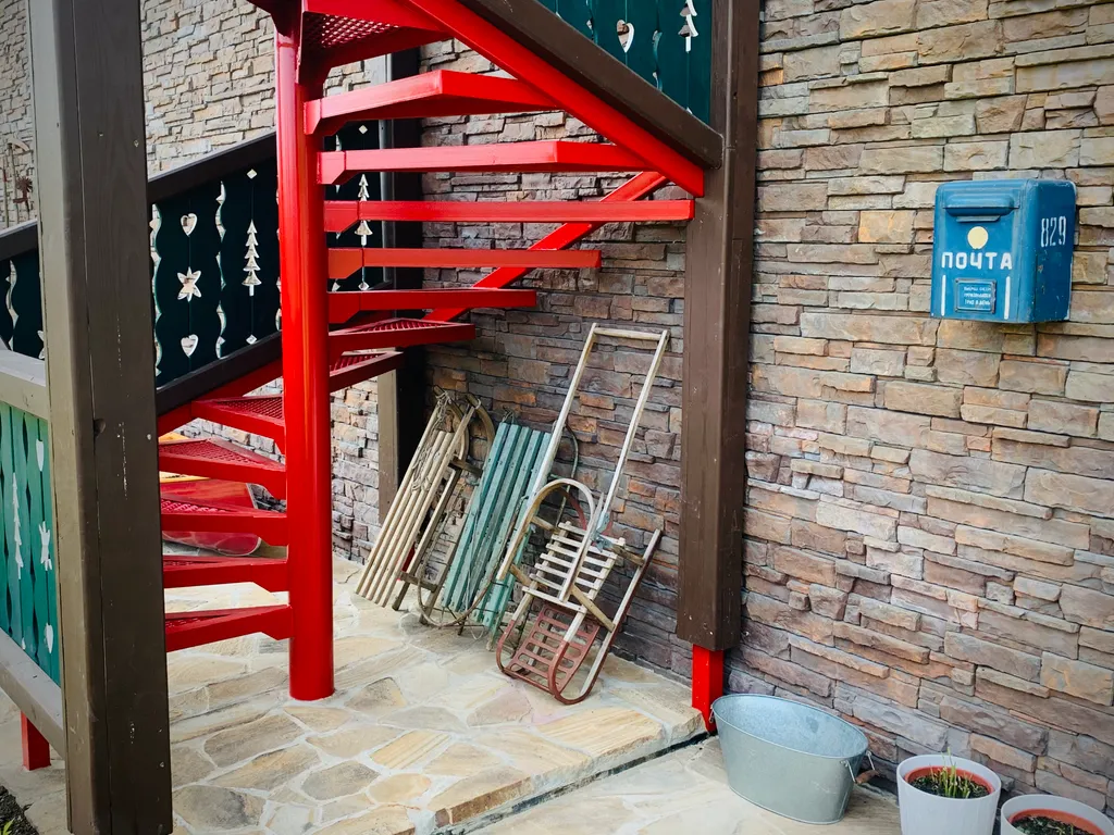 6-комнатный Дом