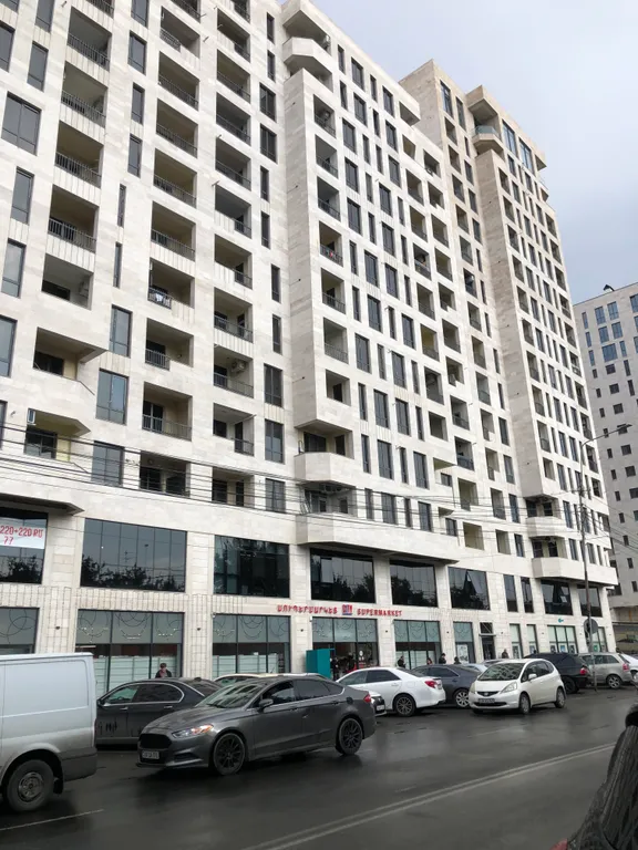 Новая 3-х комнатная в новостройке