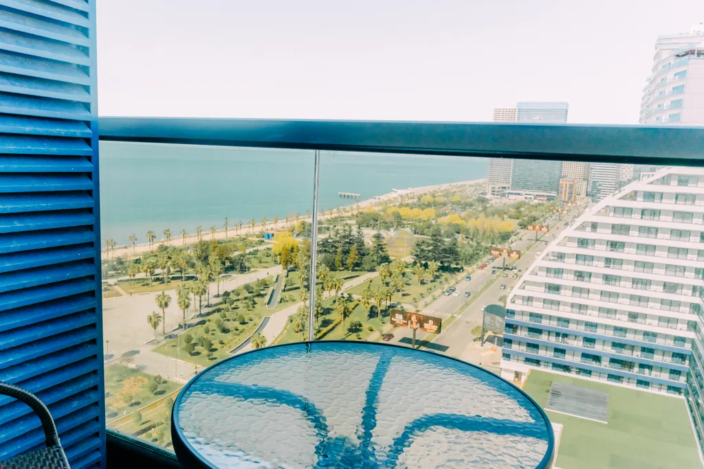 Апартаменты с лучшим видом в комплексе с бассейном