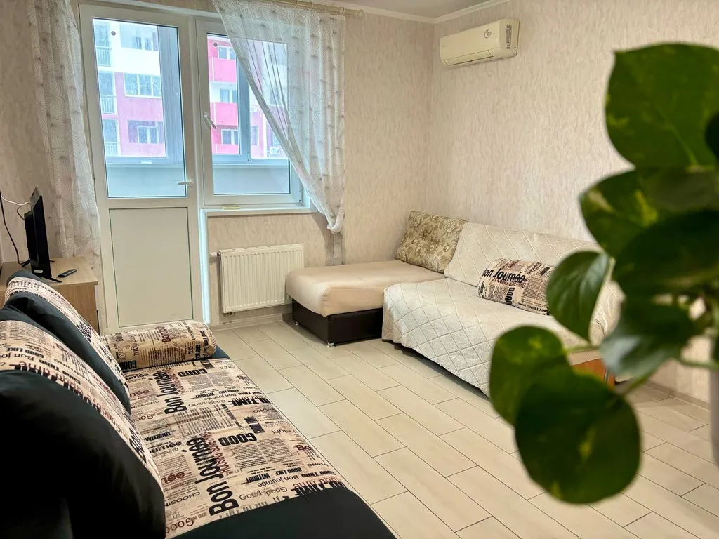 Квартира Квартира Евродвушка с балконом — Новороссийск