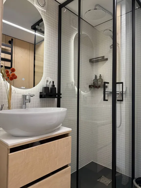 Уютный домик в лесу на двоих с купелью фурако и мангалом