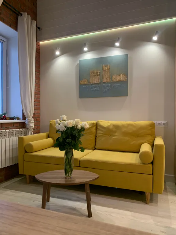 Двухуровневые апартаменты Снегурочка на набережной в центре города