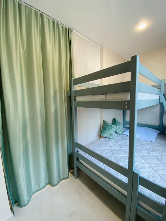 Студия с бассейном на семью с 2-3 детьми