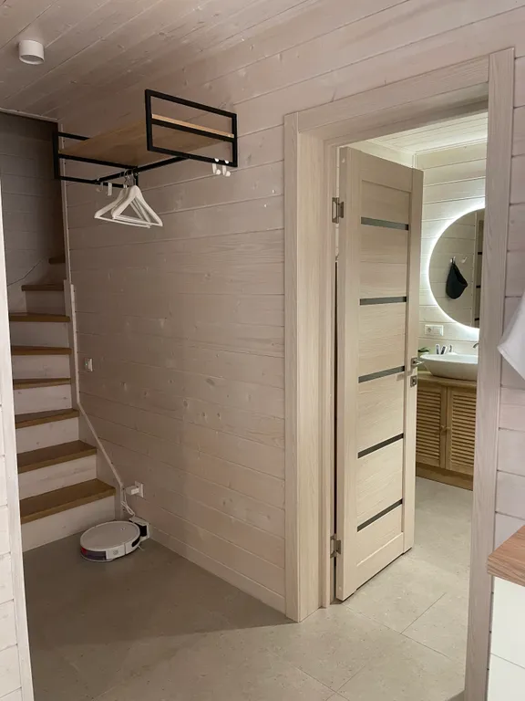 Уютный Cube House с видом на Волгу