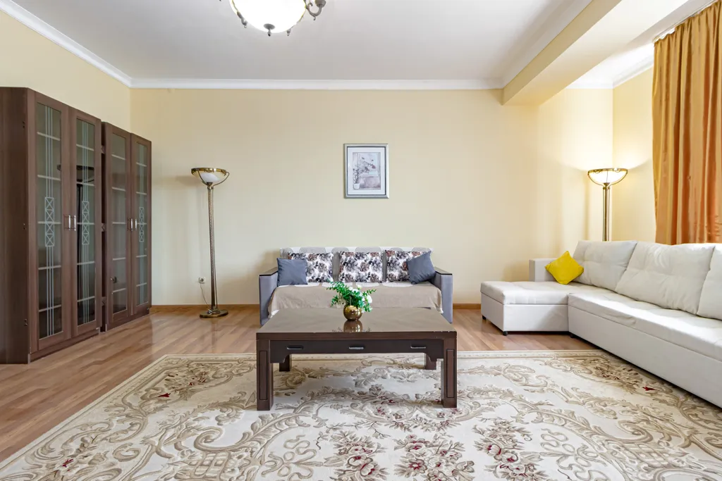 Квартира для большой компании с видом на Байтерек