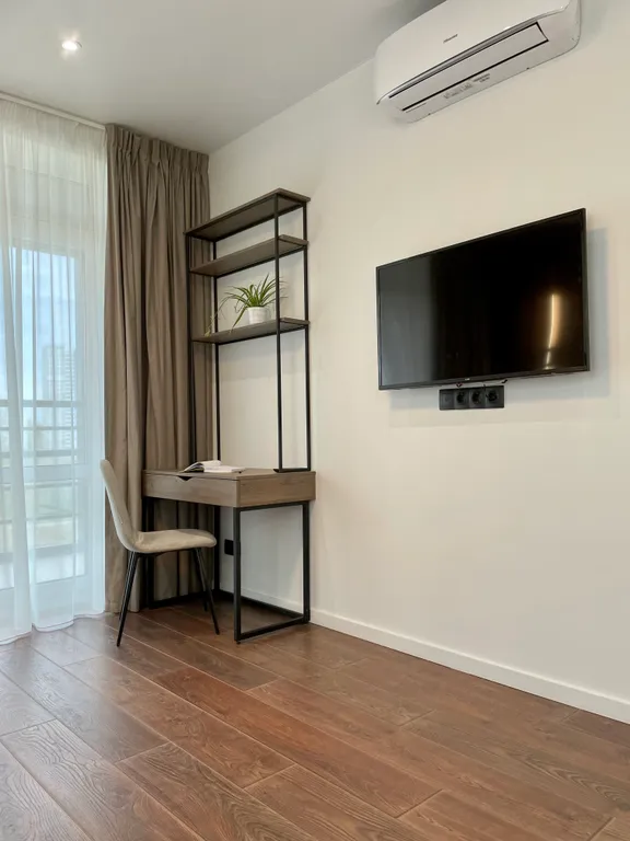 4-х комнатные апартаменты рядом с ТРК Планета