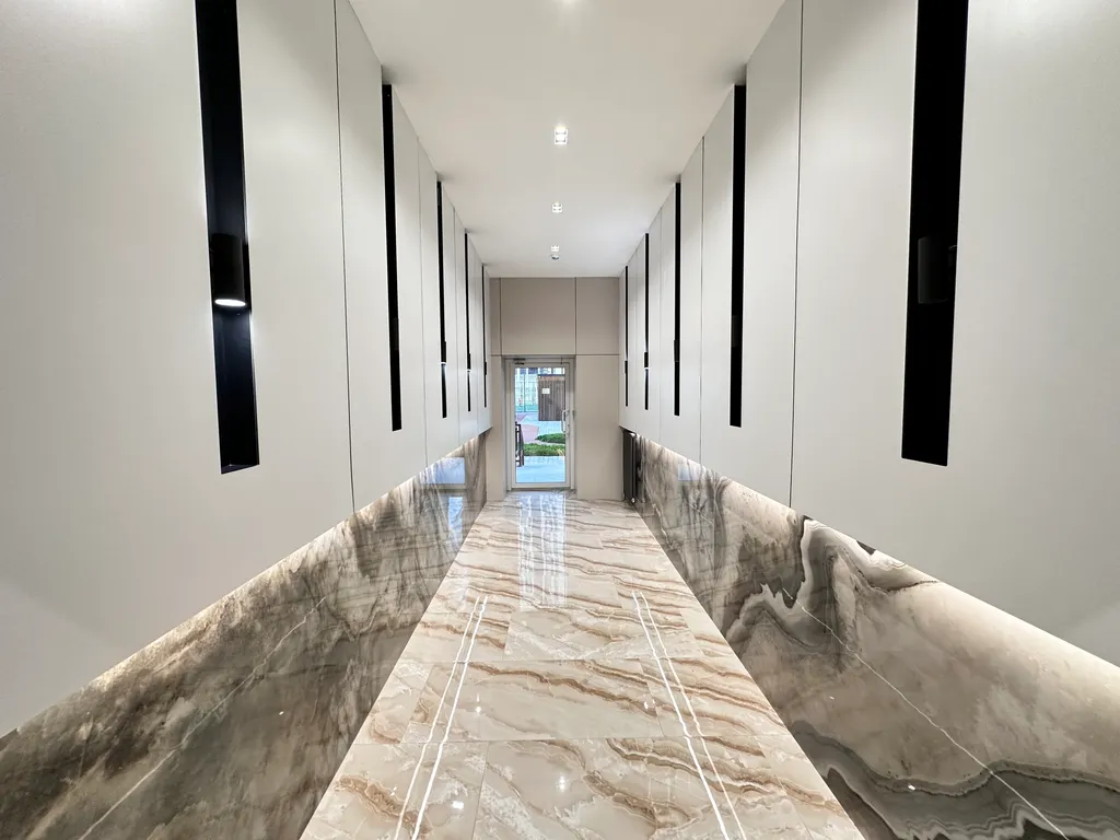 Евродвушка в ЖК Комфорт Сити с видом на горы, рядом с ТЦ MEGA