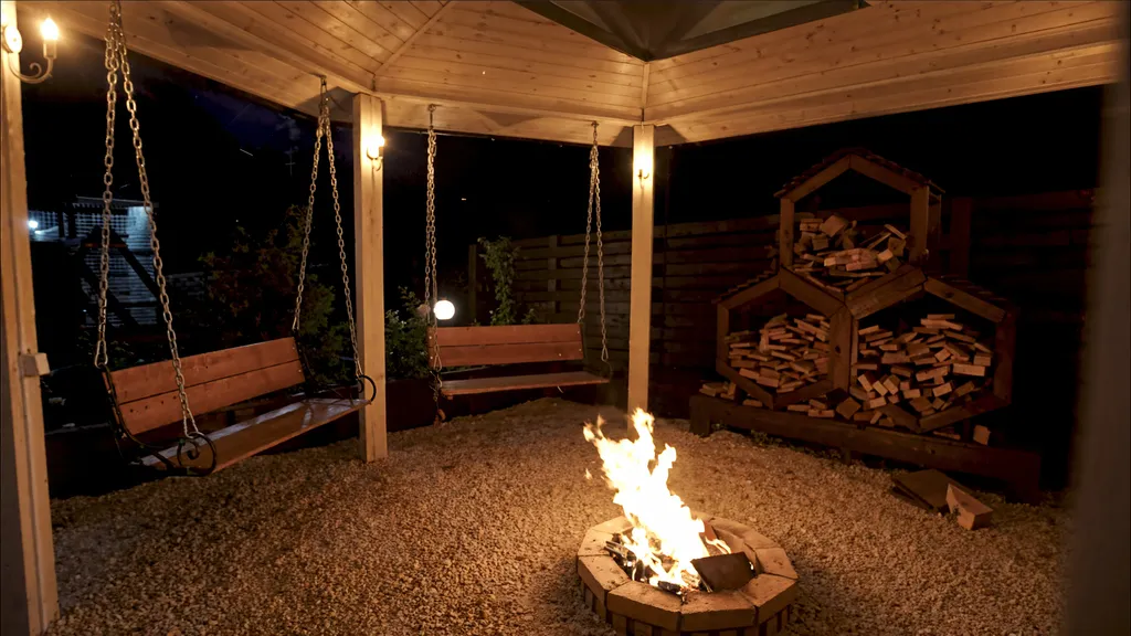 Уютный коттедж с видом на озеро