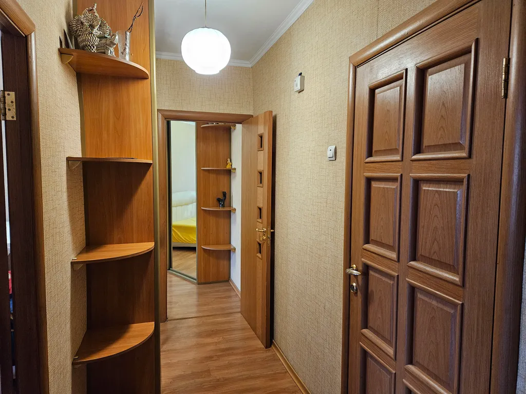 Квартира 2-комнатная квартира с отдельной кухней и балконом — Владивосток
