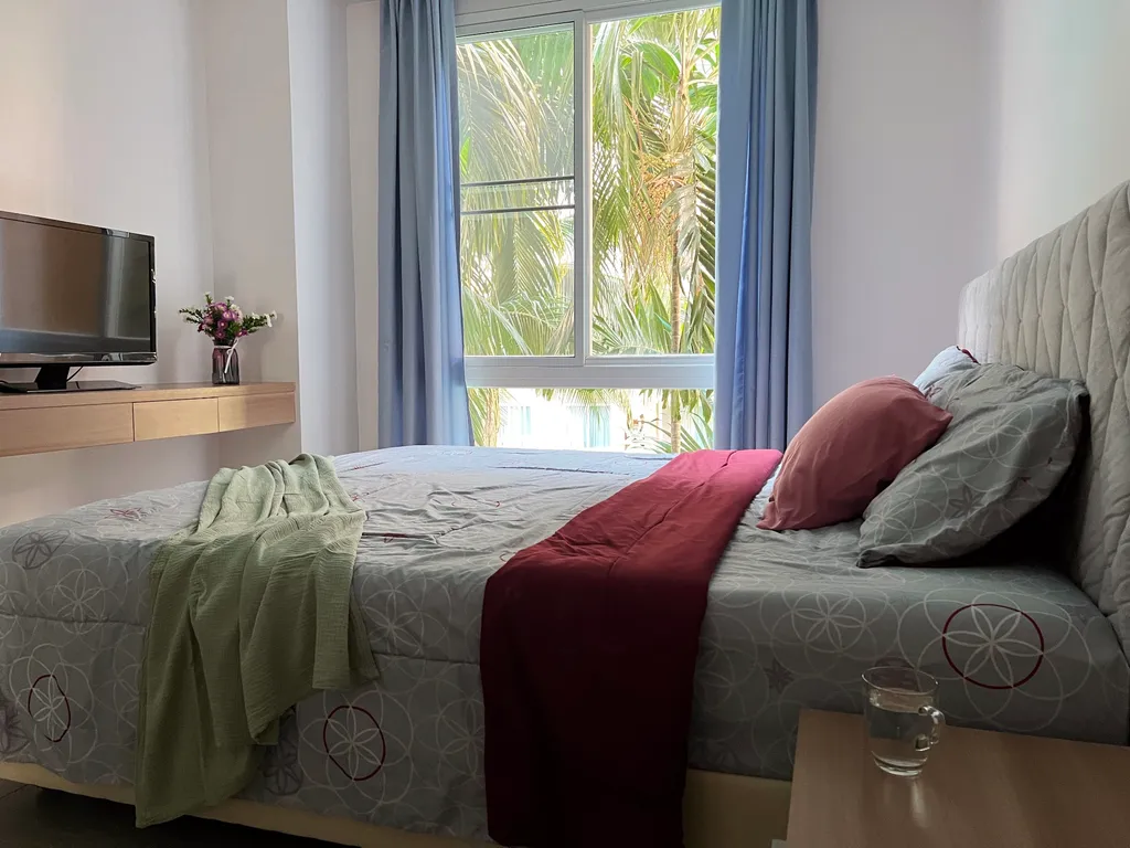 Большая евродвушка в Atlantis