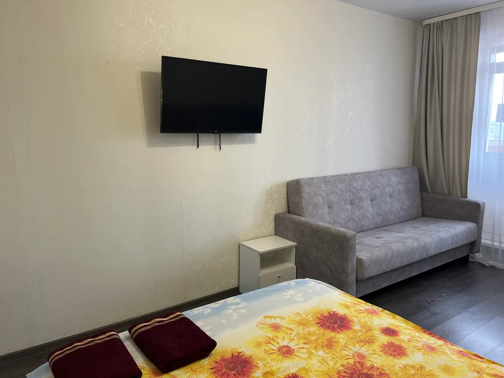 Евро 2-комнатные апартаменты у ТЦ Фестиваль