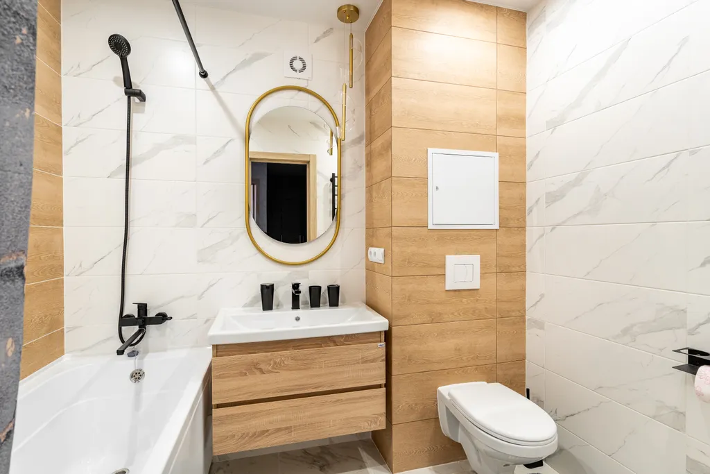 Солнечная 1-комнатная квартира на набережной Днепра