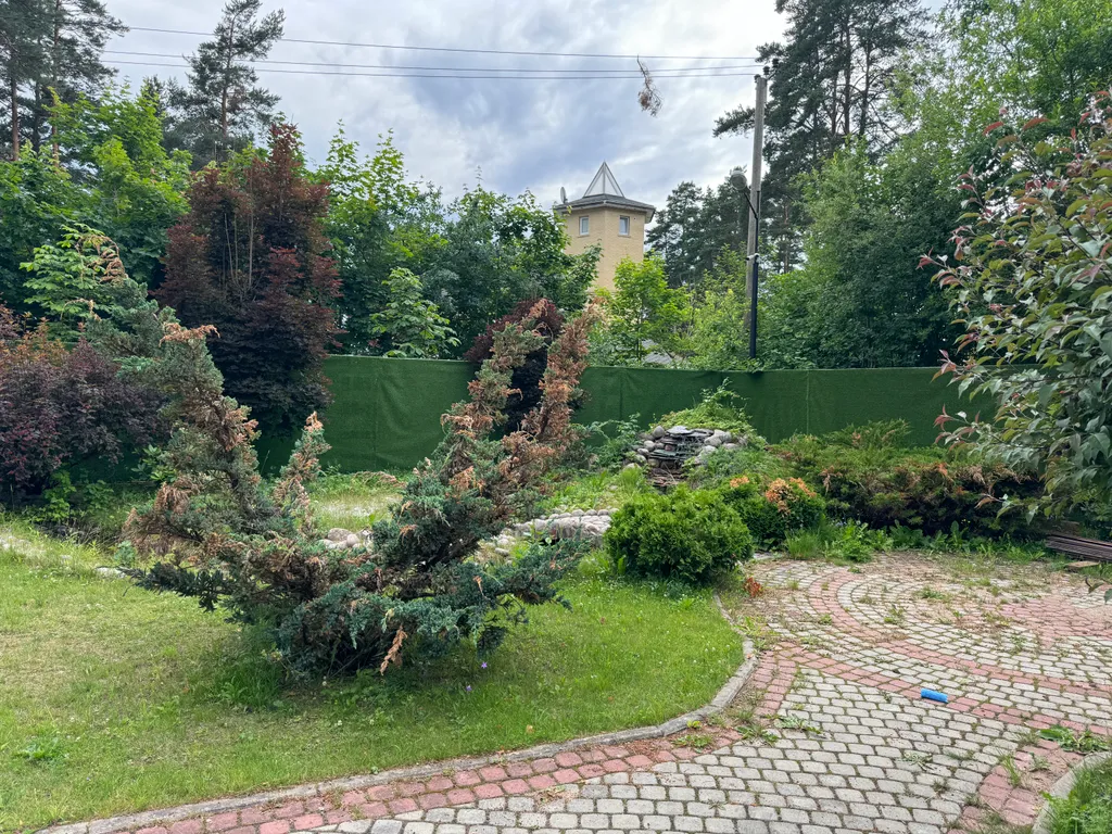 Дом в Громово на берегу озера Суходольское