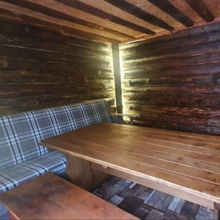 Коттедж Уютный домик в лесу №5 с двумя спальнями — Кутузовское