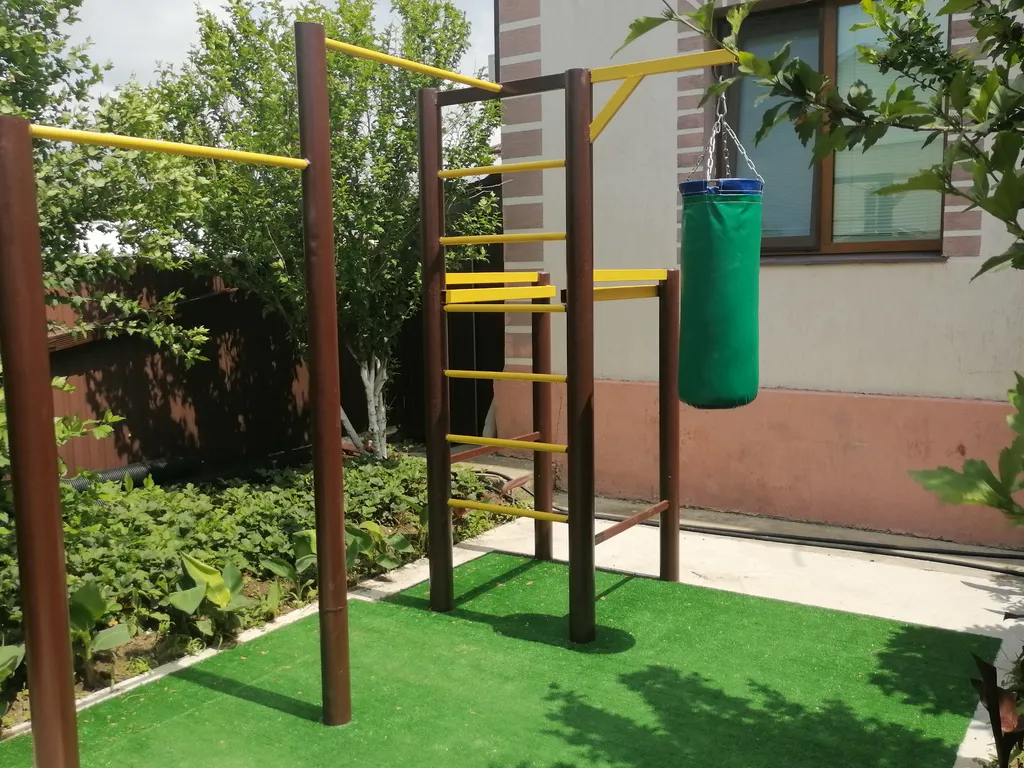 Апартаменты с бассейном и кухней