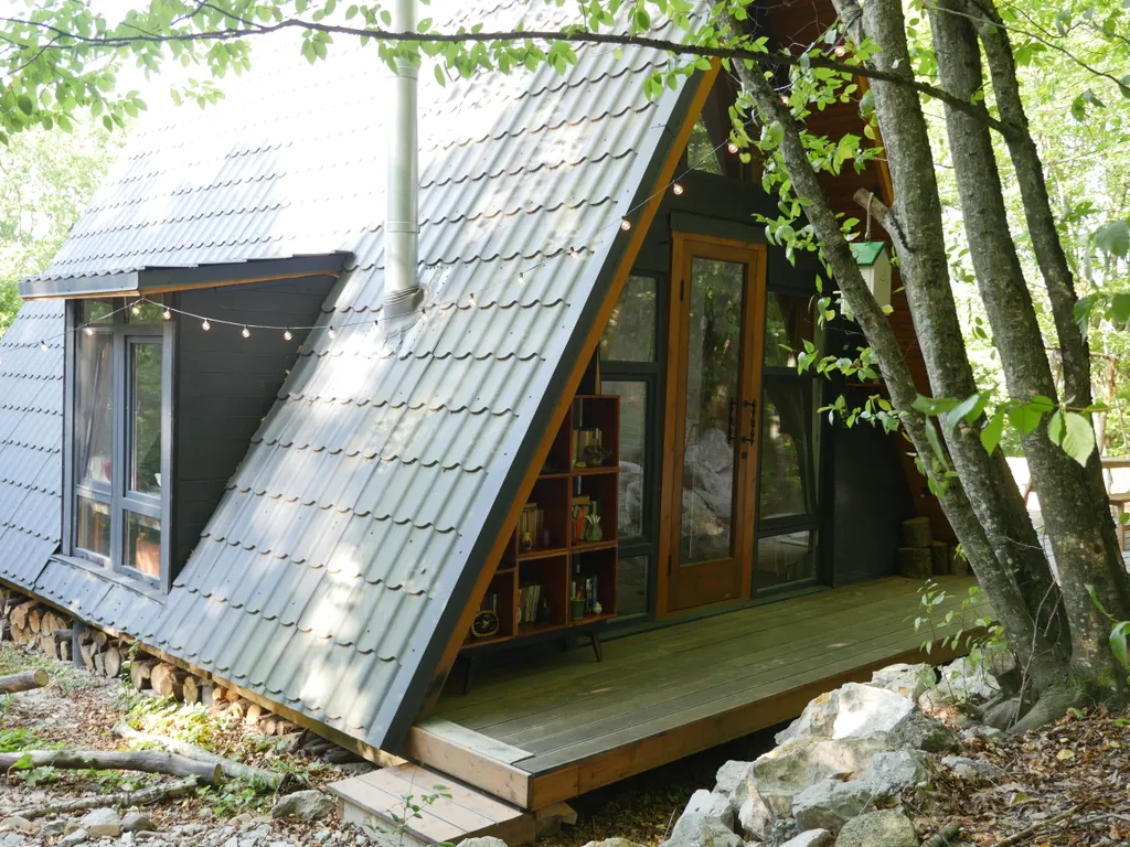 Коттедж Сказочный дом в лесу Тайное место — Ильский