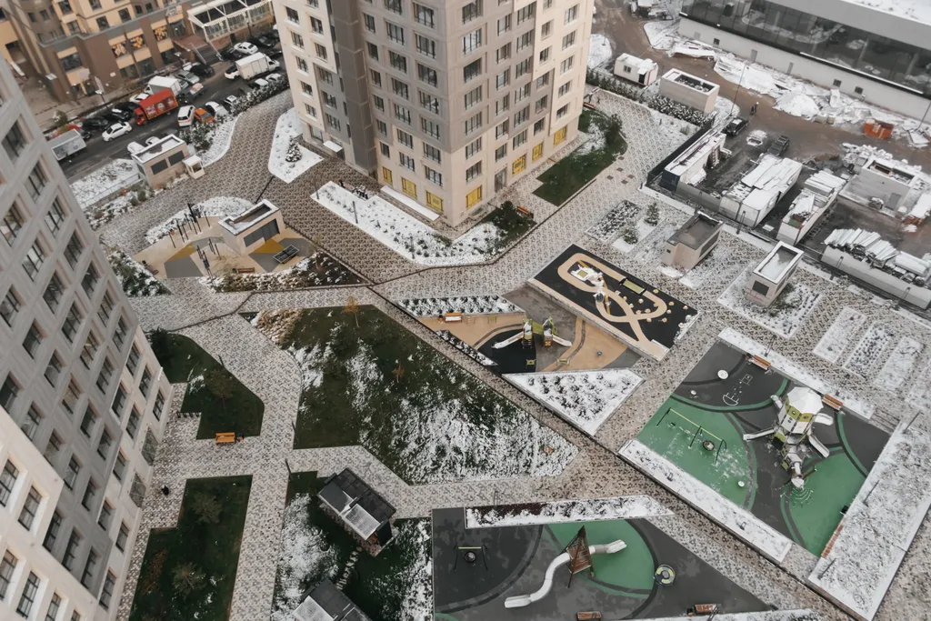 Уютная трешка с красивым видом на горы