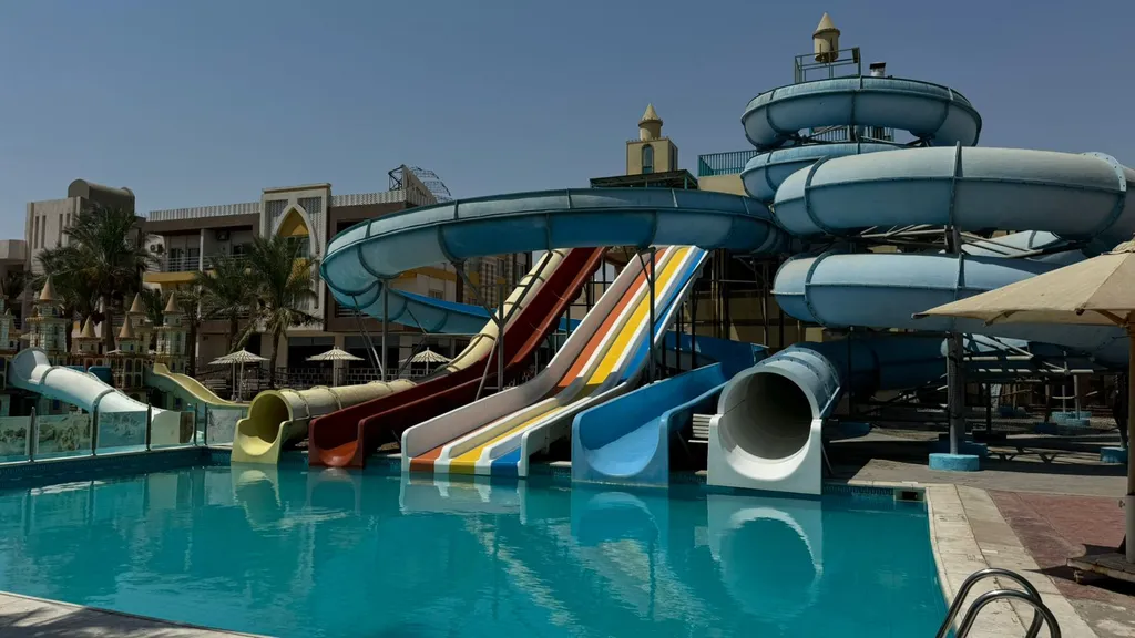 Уютная студия c аквапарком, морем, бассейном и всеми удобствами