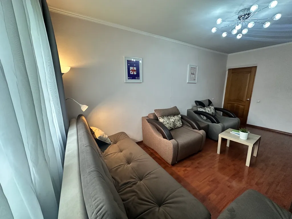 "В Гости!" на Кирова 87 (2к квартира рядом с Цирком)